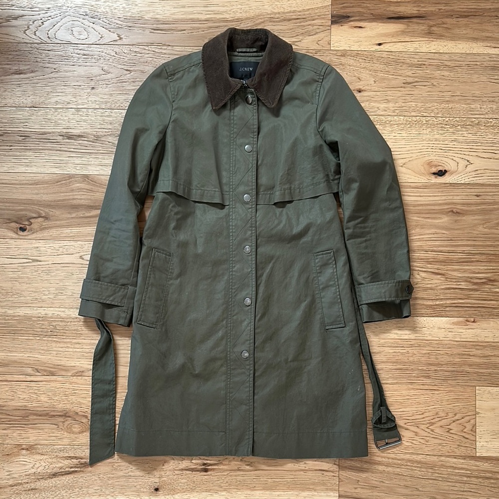 J. Crew Green Trench Coat with Belt and Contrasting Collar